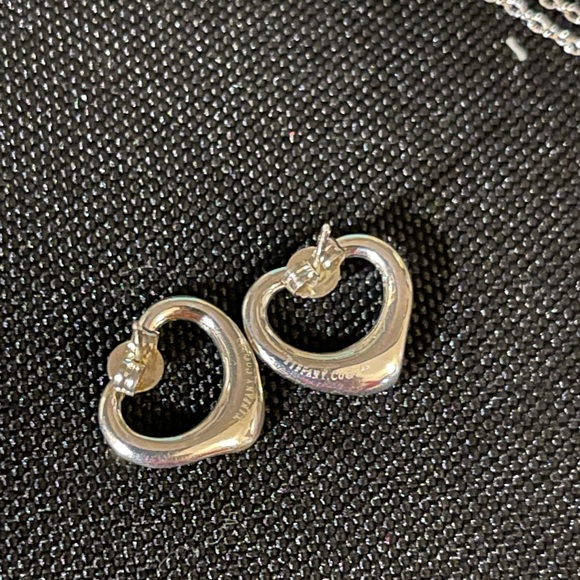 Authentic Tiffany Elsa open heart necklace&matching studs - Picture 6 of 6